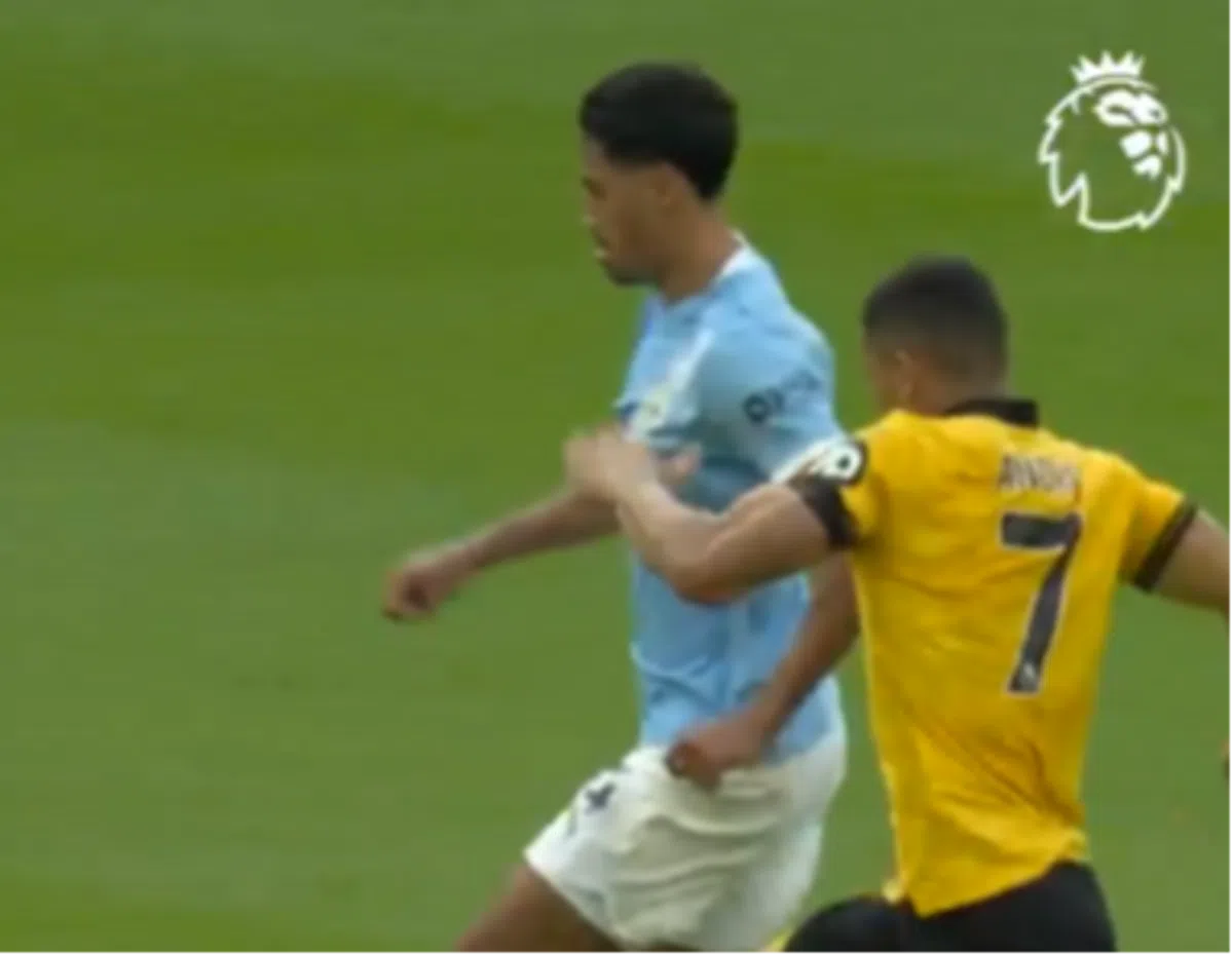 Weergaloos: Reijnders schittert bij City met pre-assist, doelpunt en assist