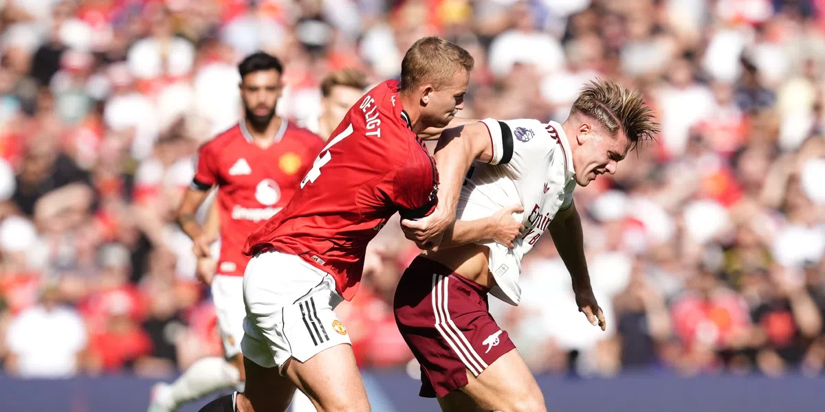 Ongeloof op Old Trafford: United laat kansen liggen en verliest van Arsenal