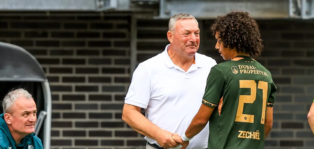 Jans vol ongeloof na Haller-rentree: 'Dit komt in de voetballerij haast niet voor'
