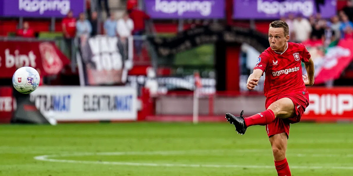 Twente 'maanden' zonder middenvelder: 'Kijken of we nog een vervanger halen'