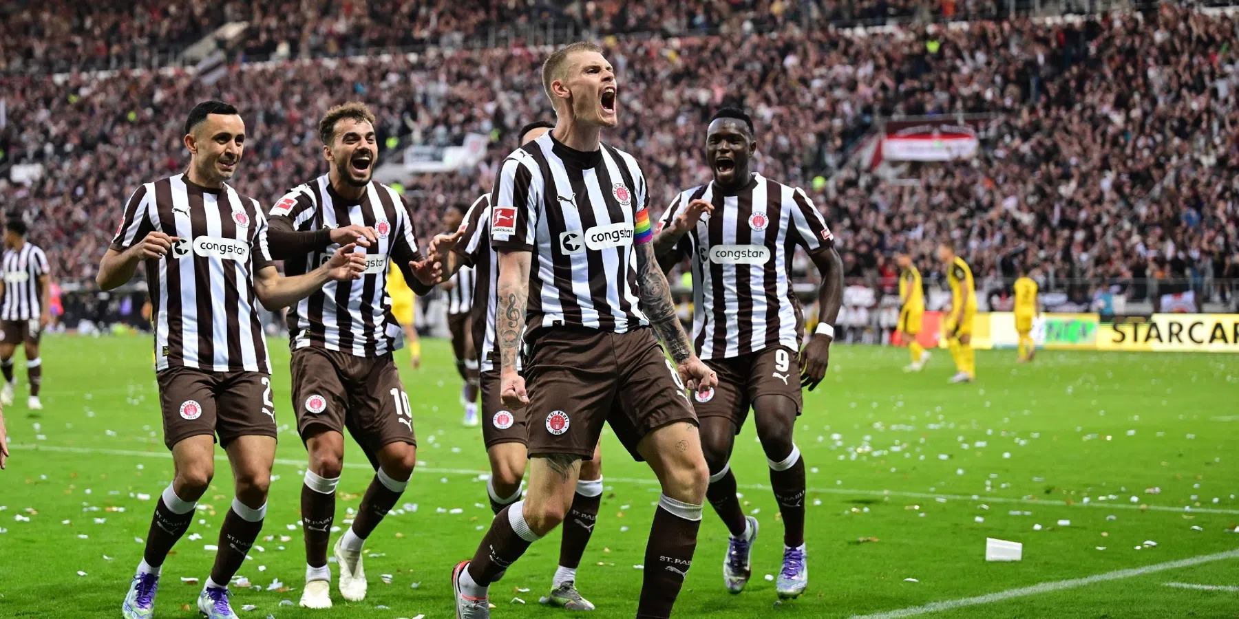 Dortmund en St. Pauli moeten punten na knotsgekke slotfase delen