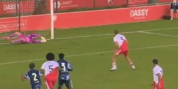 Primeur: Heerkens (Jong Ajax) stopt twee strafschoppen tegen Jong FC Utrecht