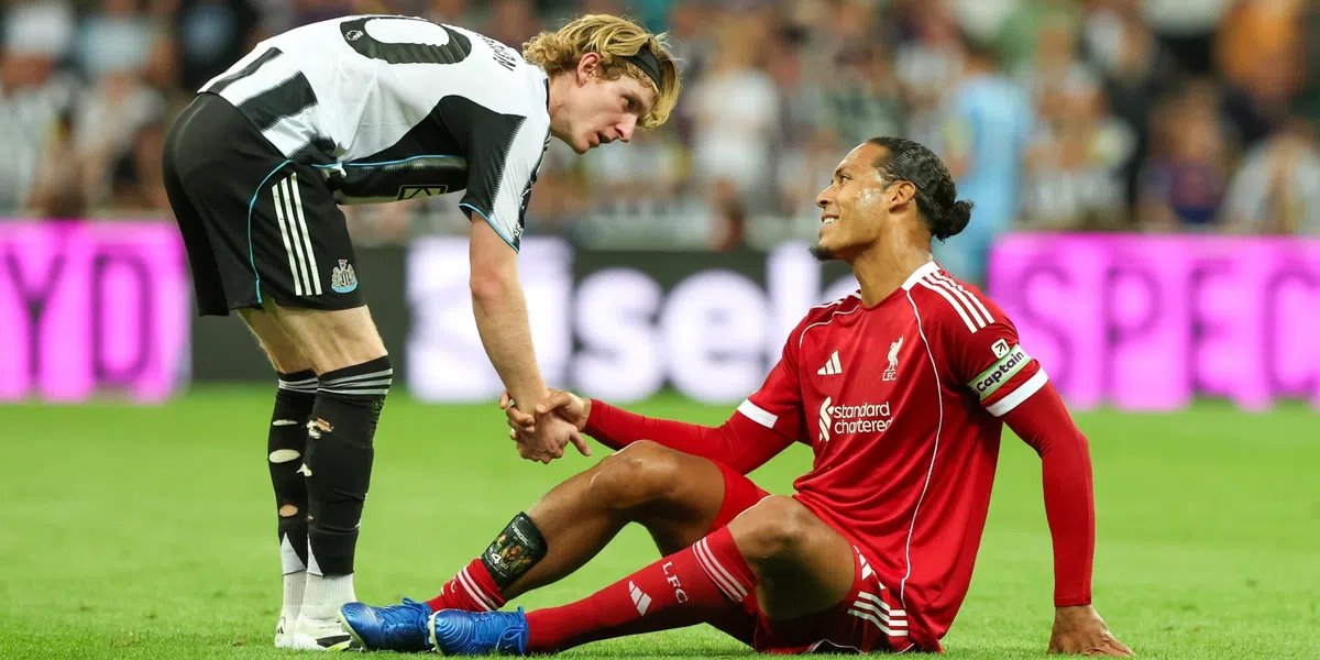 Excuses voor Van Dijk: 'Ik zou nooit iemand bewust zo tackelen, hij weet dat'