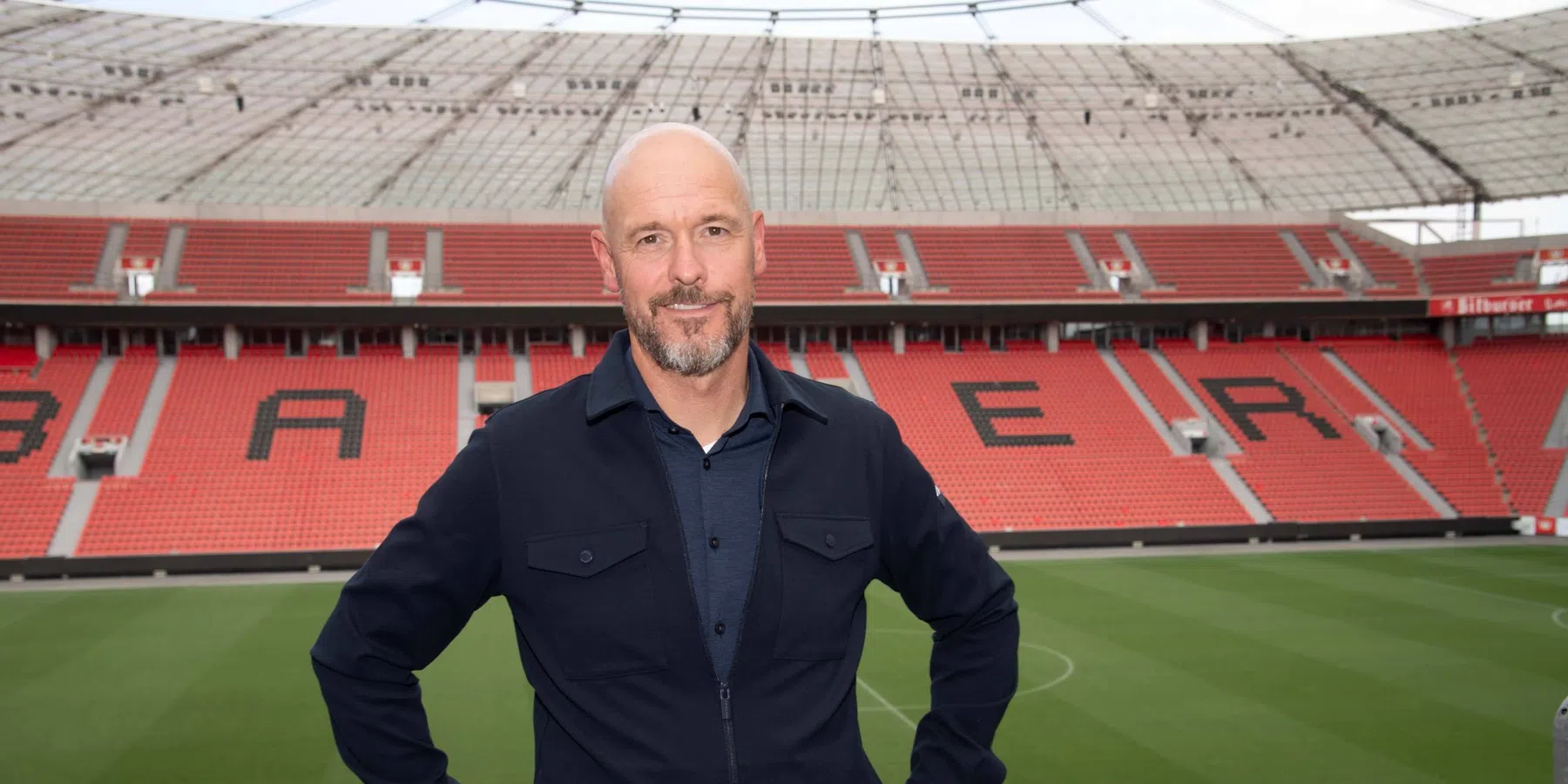 'Leverkusen blijft met geld smijten: Ten Hag verwacht na Vazquez nog twee spelers'