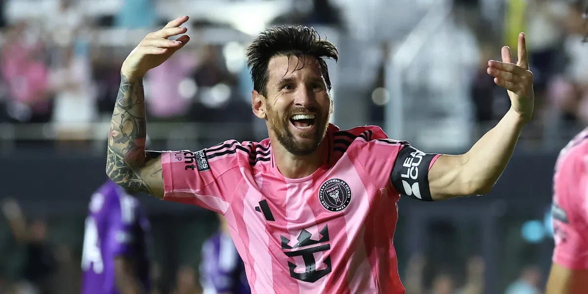 Magische Messi schiet Inter Miami met twee goals naar finale van Leagues Cup