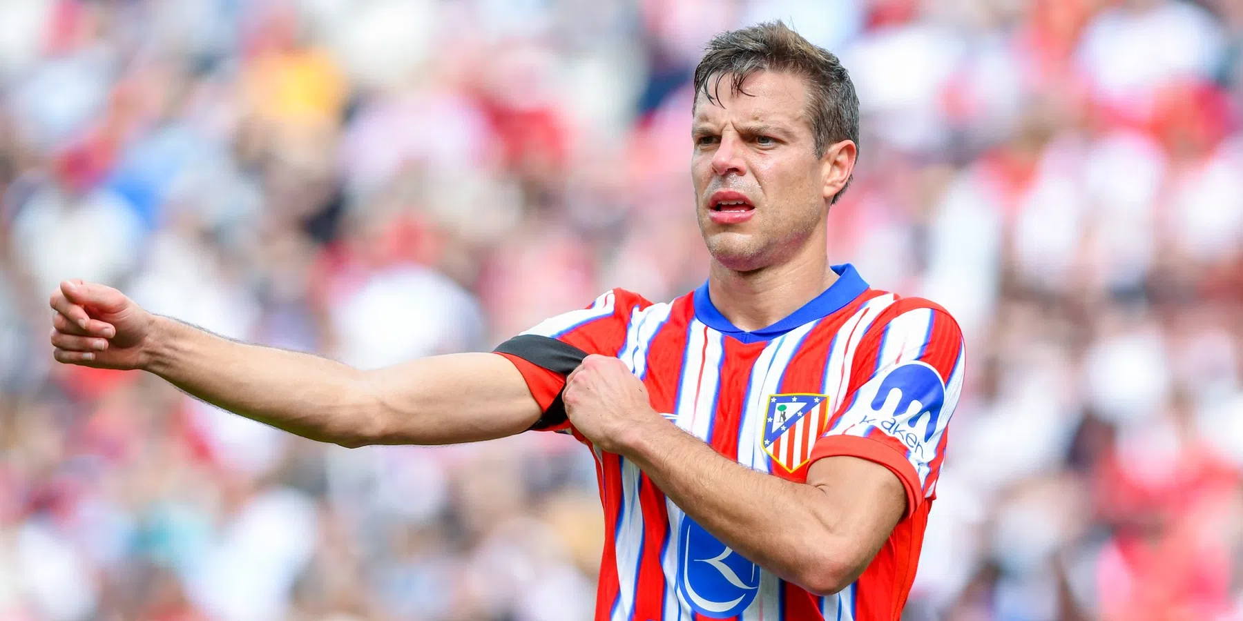 Sevilla trekt Azpilicueta aan