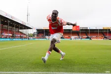 Thumbnail for article: Kraay looft 'Sangaré van Volendam': 'Wat een heerlijke middenvelder is dat'