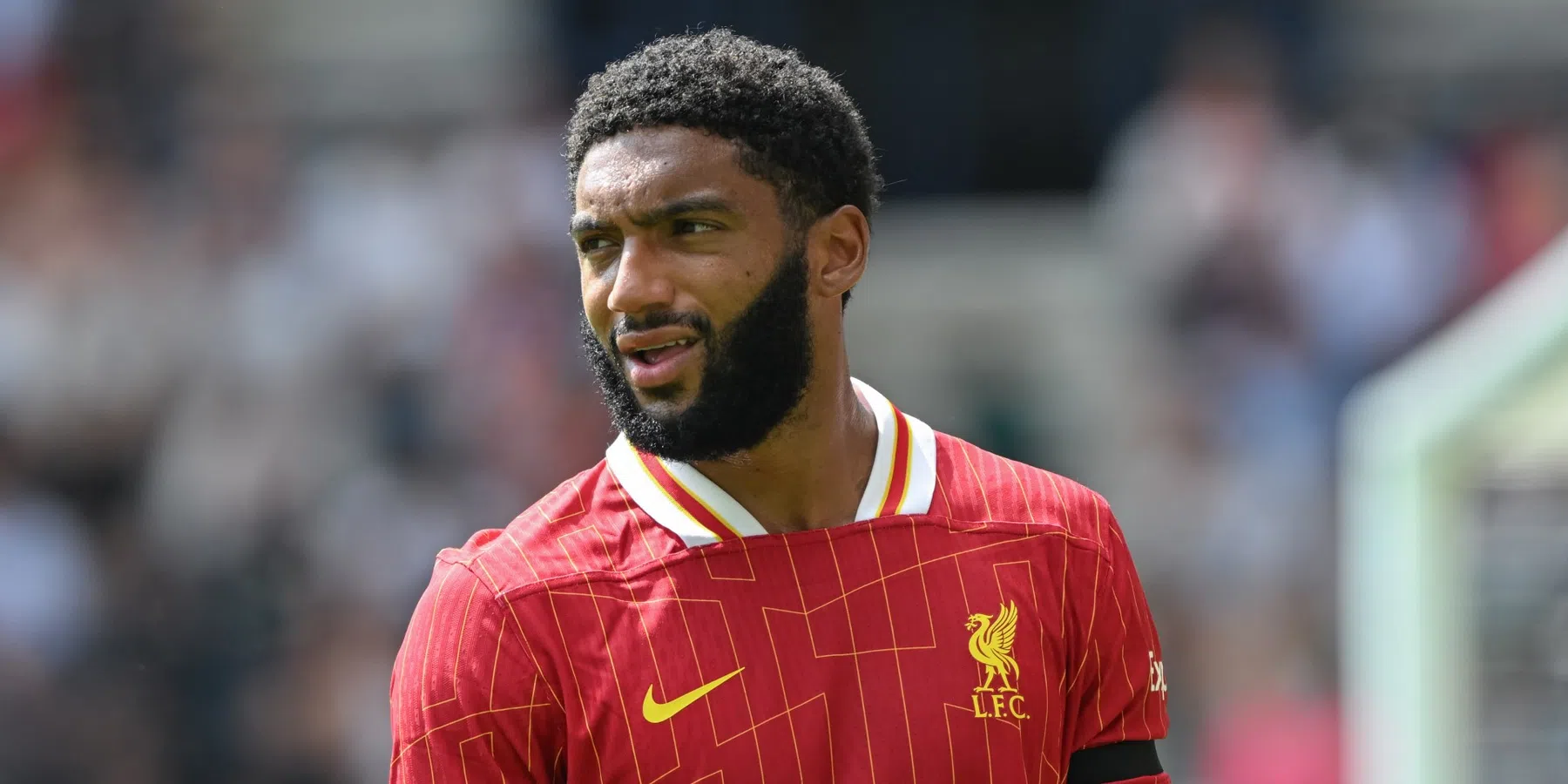 AC Milan dient bod in op Liverpool-verdediger Gomez