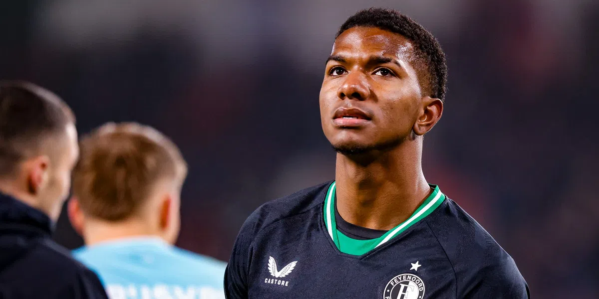 'Mitchell staat voor last minute-transfer naar Europese tegenstander Feyenoord'