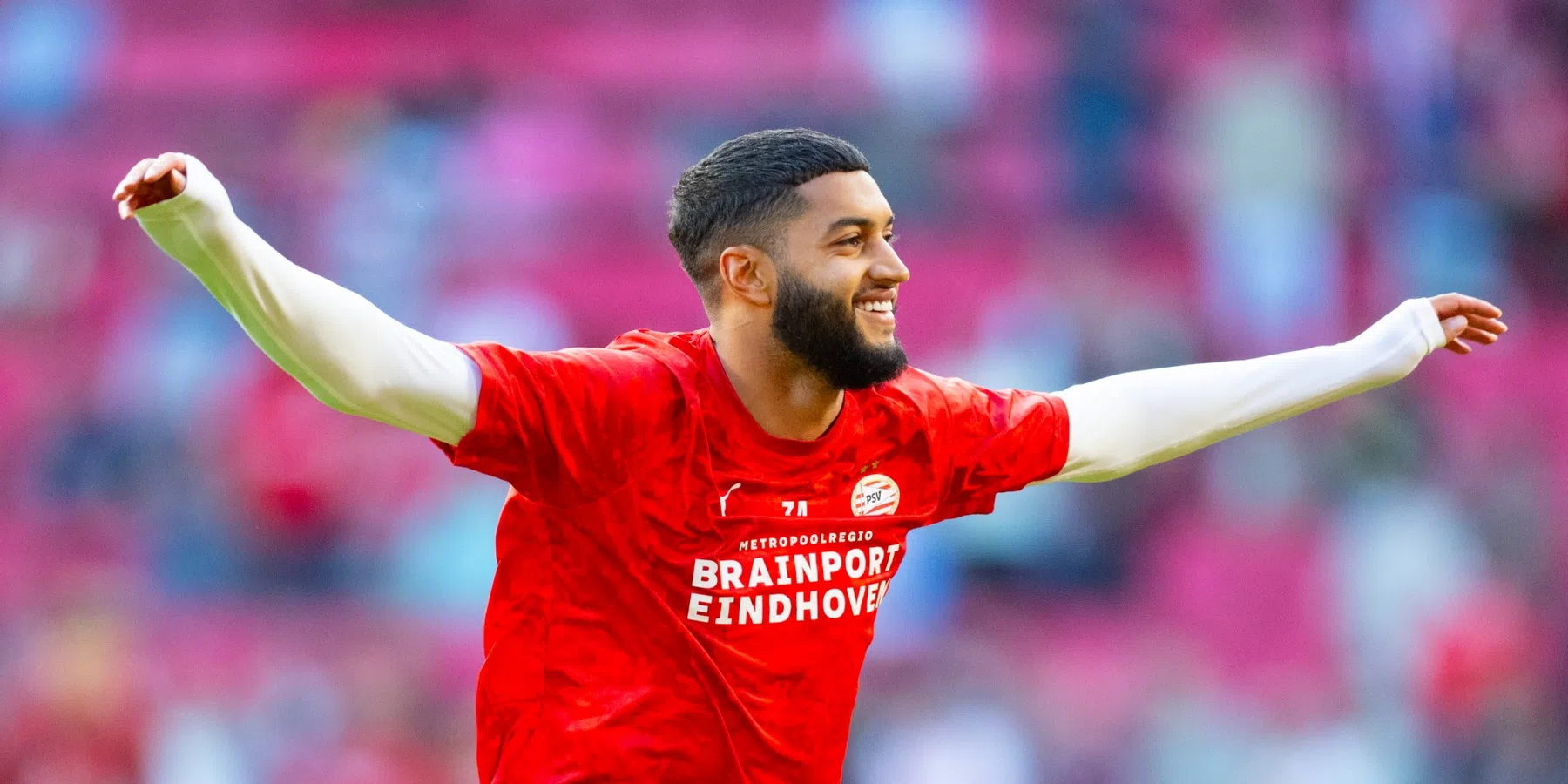 'Rustige slotdag voor PSV: interesse van Benfica en AC Milan afgewimpeld'