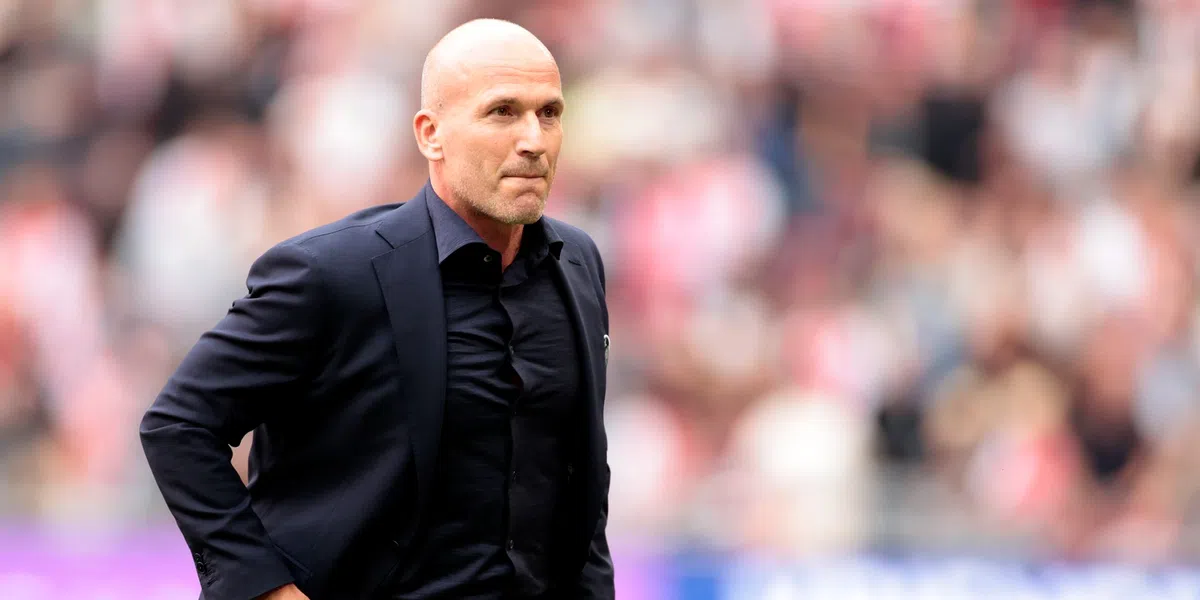 'Ajax overweegt na komst nieuwe spits nog één positie te versterken'