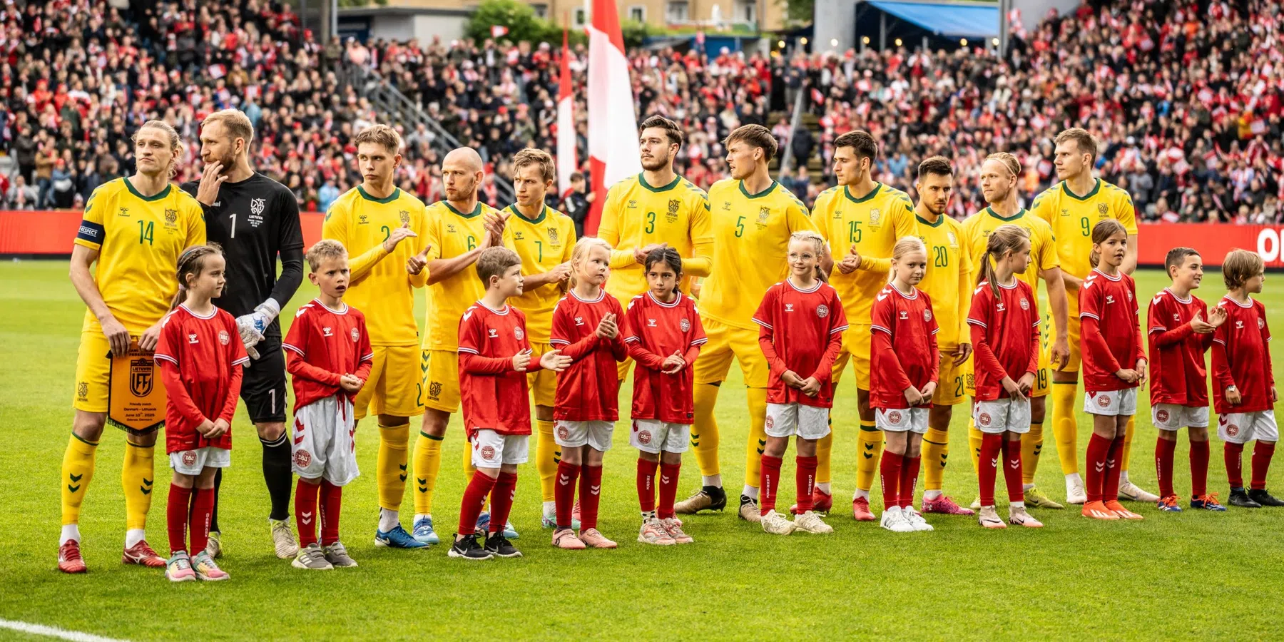 Aanstaande Oranje-opponent Litouwen pakt punt tegen Malta in duel vol met kaarten 