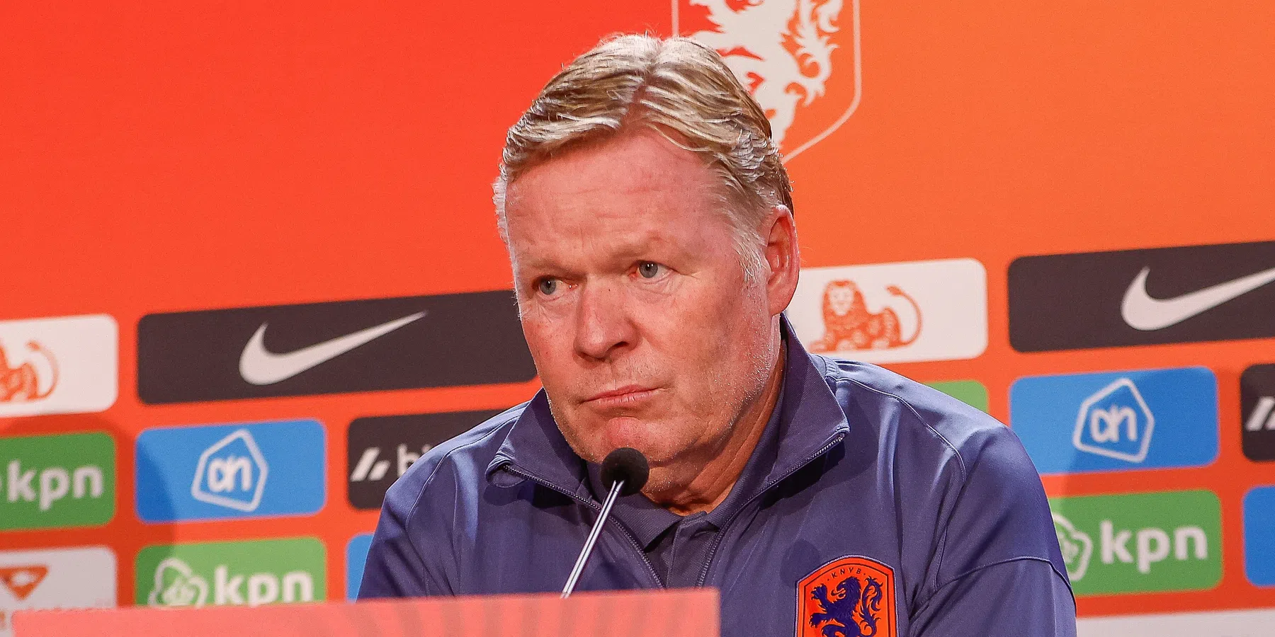 Koeman laat basisplaats Dumfries doorschemeren
