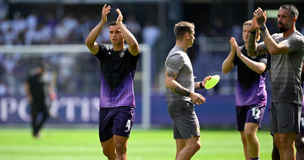 Anderlecht casht 21 miljoen euro en laat na Dolberg nieuwe sterkhouder gaan
