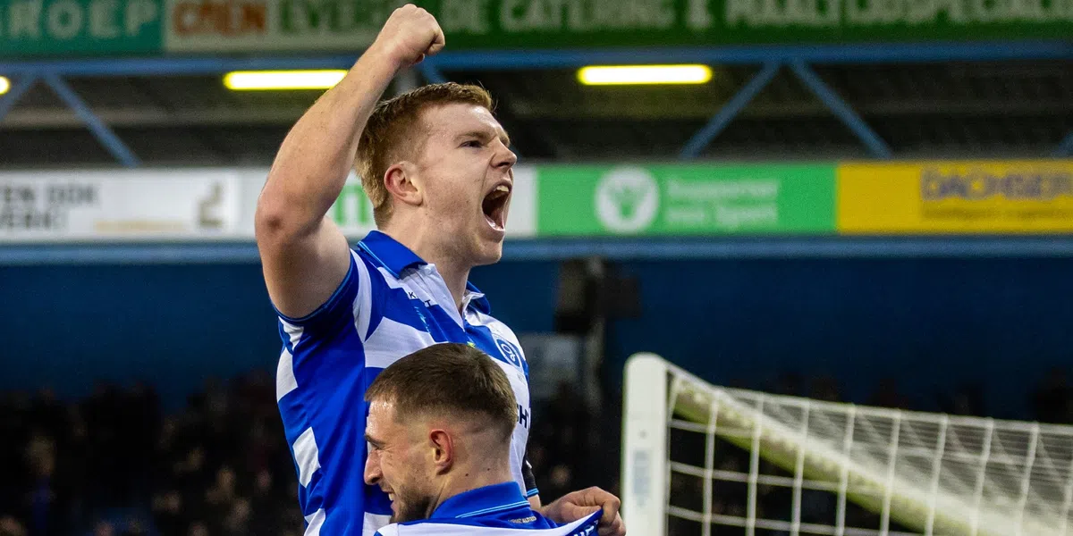 'Ik kon ook voetballen in de Eredivisie, maar ik heb mijn gevoel gevolgd'
