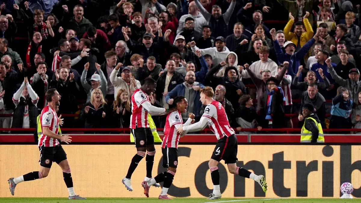 Knotsgekke ontknoping: Chelsea incasseert in blessuretijd de gelijkmaker