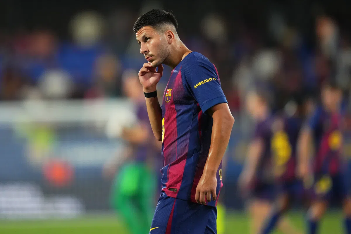 Zomeraanwinst maakt als basisspeler debuut voor FC Barcelona tegen Valencia