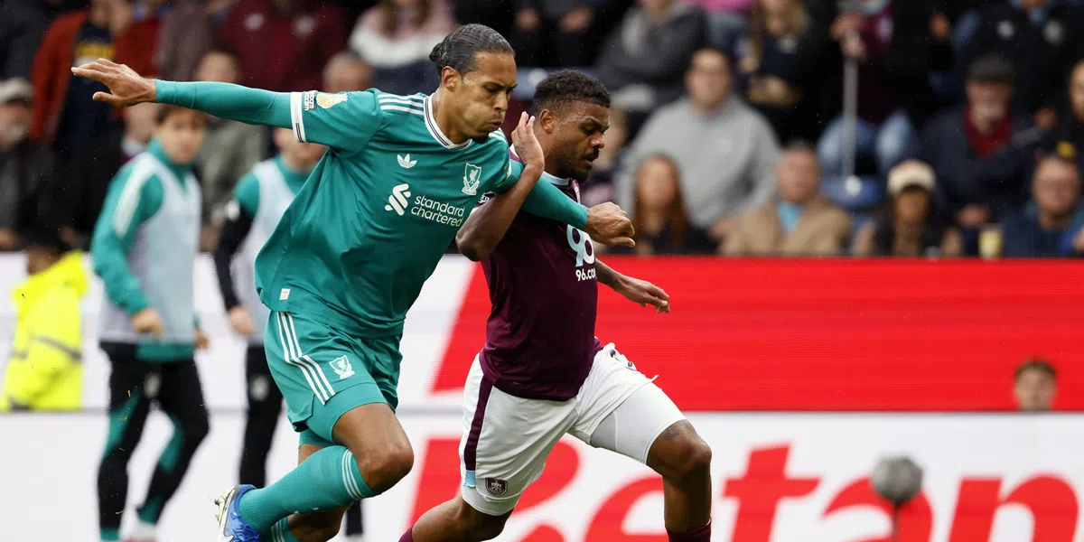 Liverpool komt opnieuw met schrik vrij na benutte strafschop van Salah in slotfase