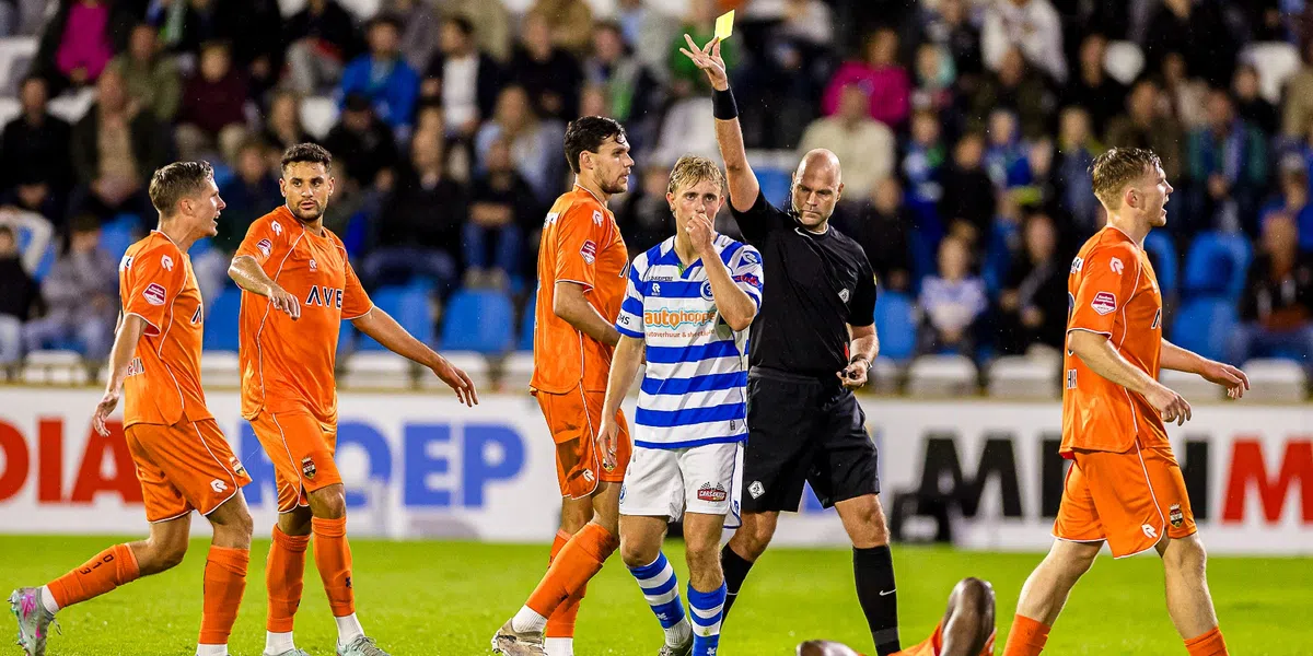 Opvallend: blunderende arbiter belt KKD-club op om excuses te maken