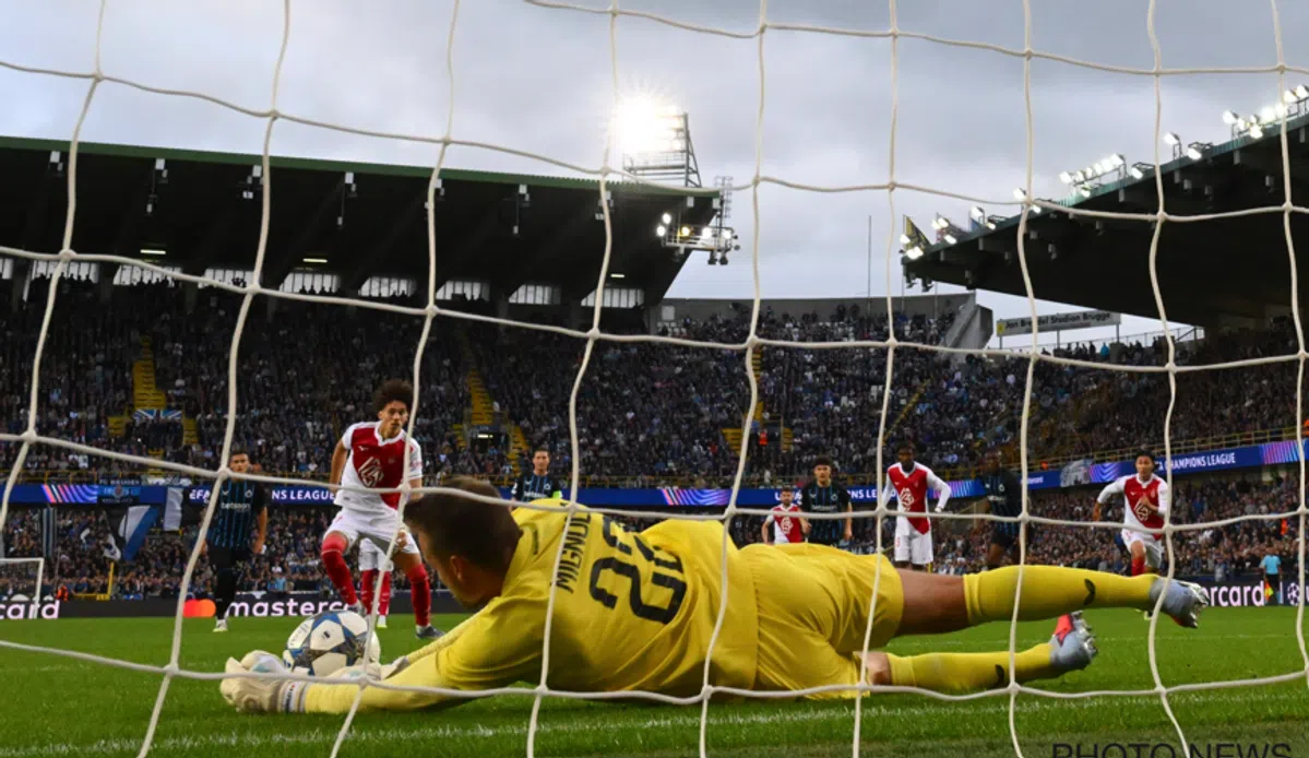 Mignolet beleeft bizar CL-duel: doelman van held naar pechvogel in vijf minuten
