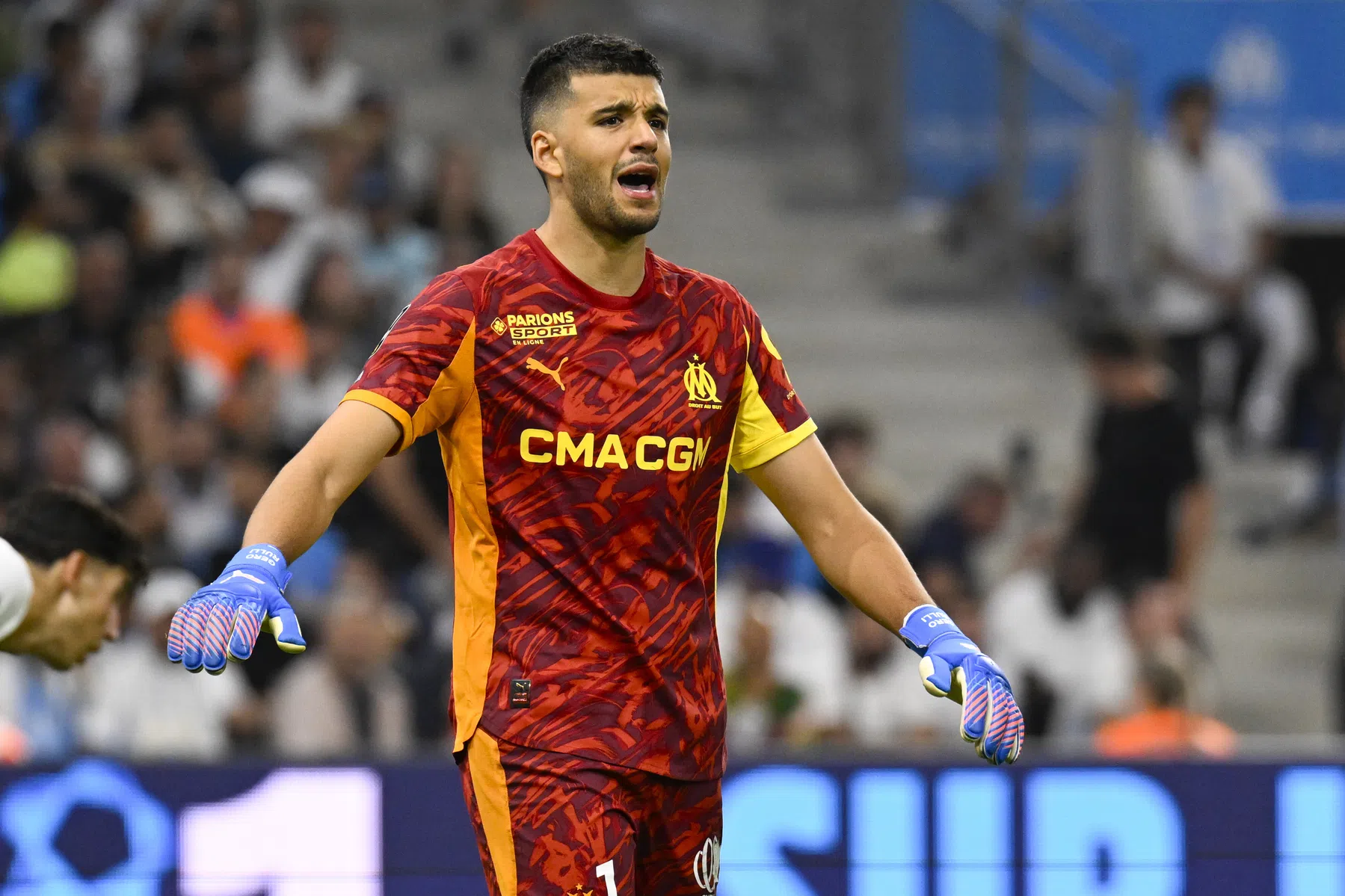 Rulli blinkt uit tijdens gewonnen topper tegen PSG, Paixão maakt basisdebuut