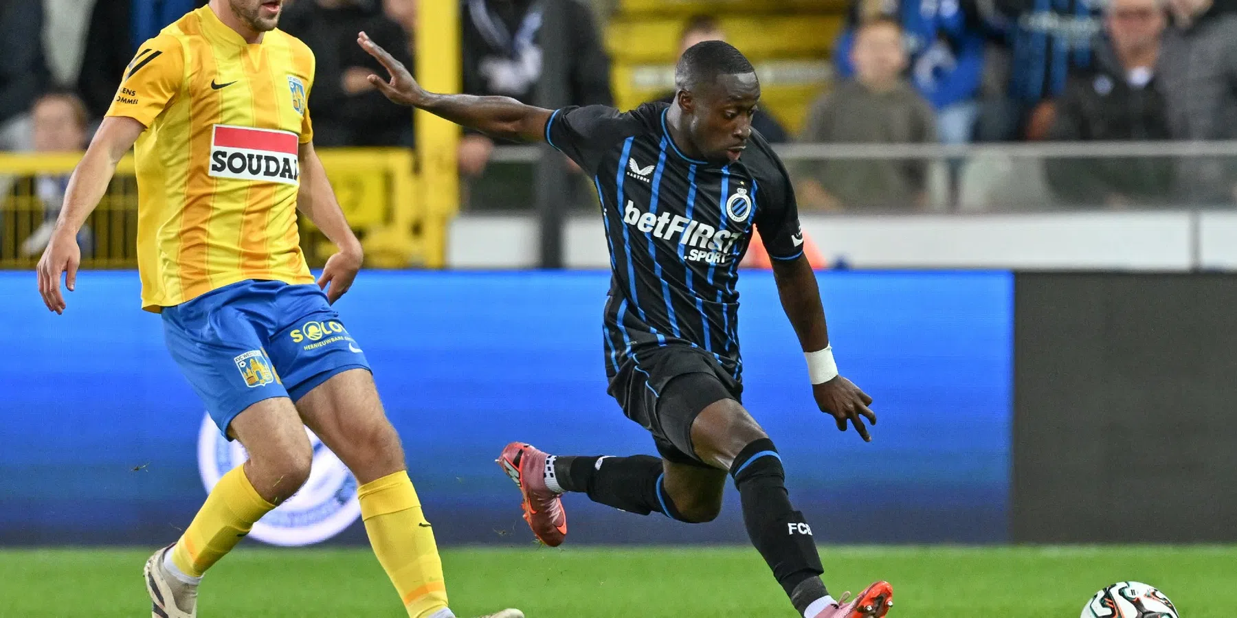 Fans van Club Brugge genieten van Ajax-flop Forbs