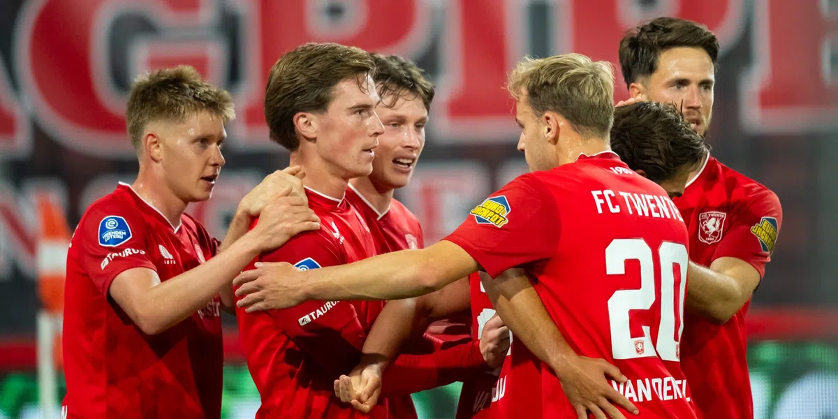 FC Twente verslaat Fortuna en wint ook tweede duel onder Van den Brom