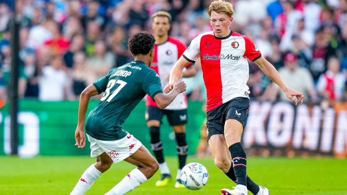 Feyenoord wil talentvolle verdediger behouden en aast op contractverlenging