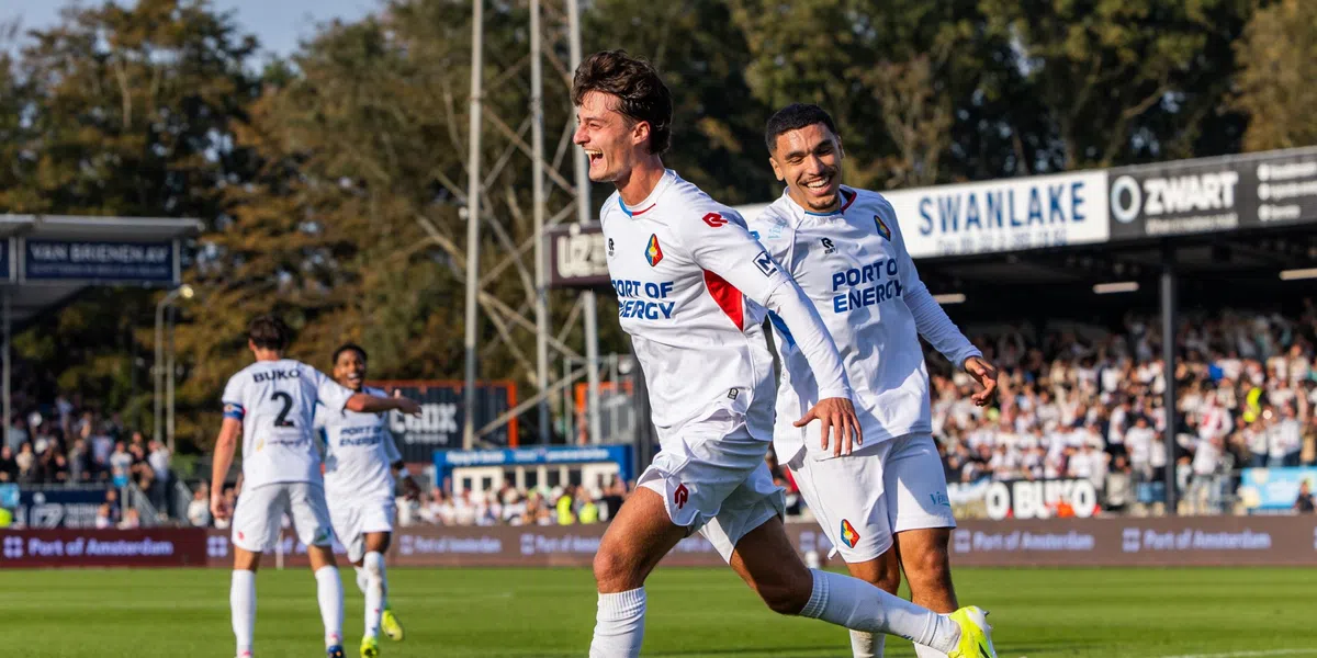 Feest in Velsen-Zuid: Telstar boekt eerste thuiszege sinds Eredivisie-terugkeer