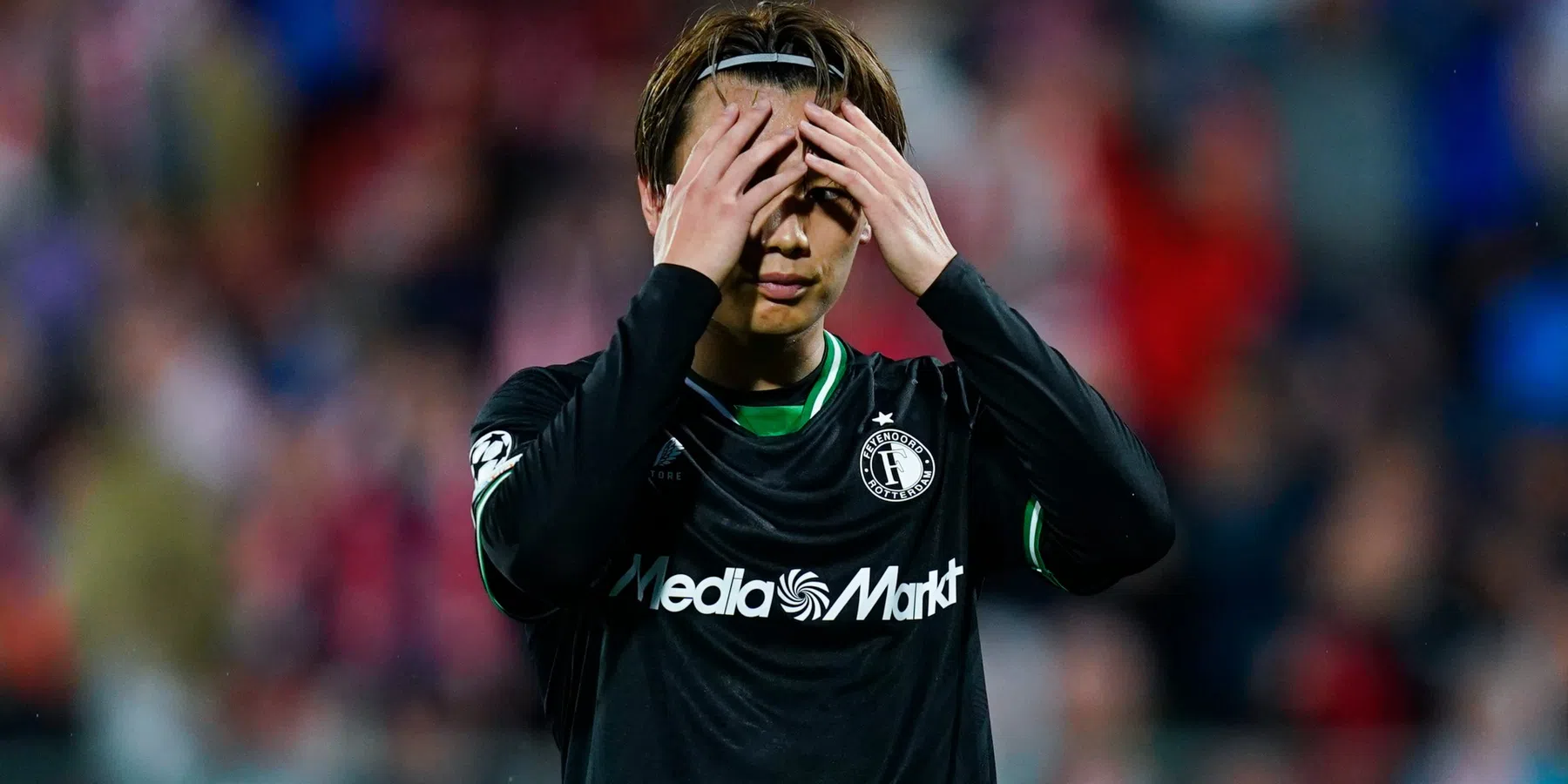 Ueda en Van Persie over de ontwikkeling van de Japanner