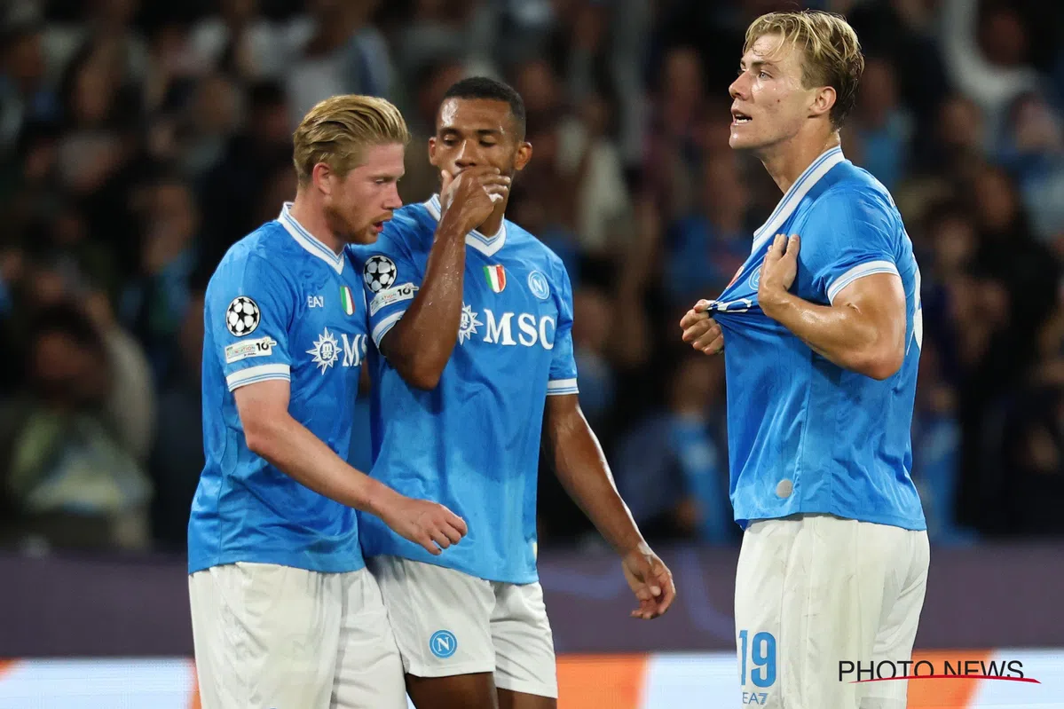 'Legende' De Bruyne staat op bij Napoli na roerige periode: 'Zoveel kwaliteit'