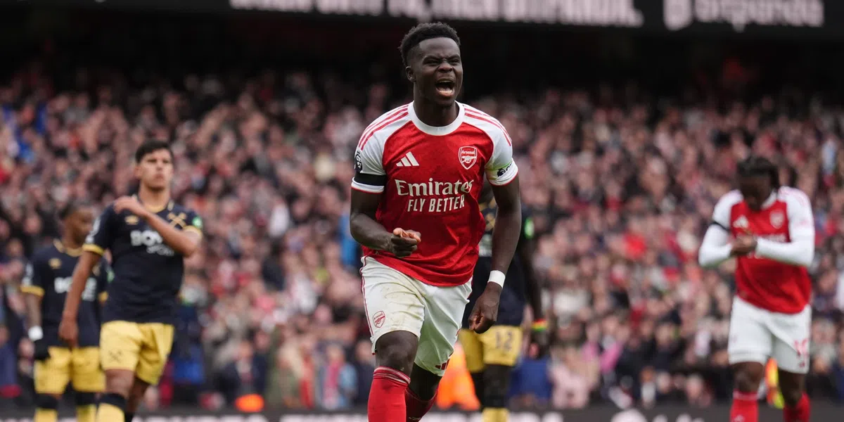 Arsenal voor even koploper na zege op West Ham, United verslaat Sunderland