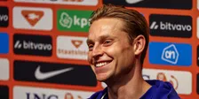 Thumbnail for article: Frenkie de Jong pareert Driessen-vraag op humoristische wijze: "Sneijder..."