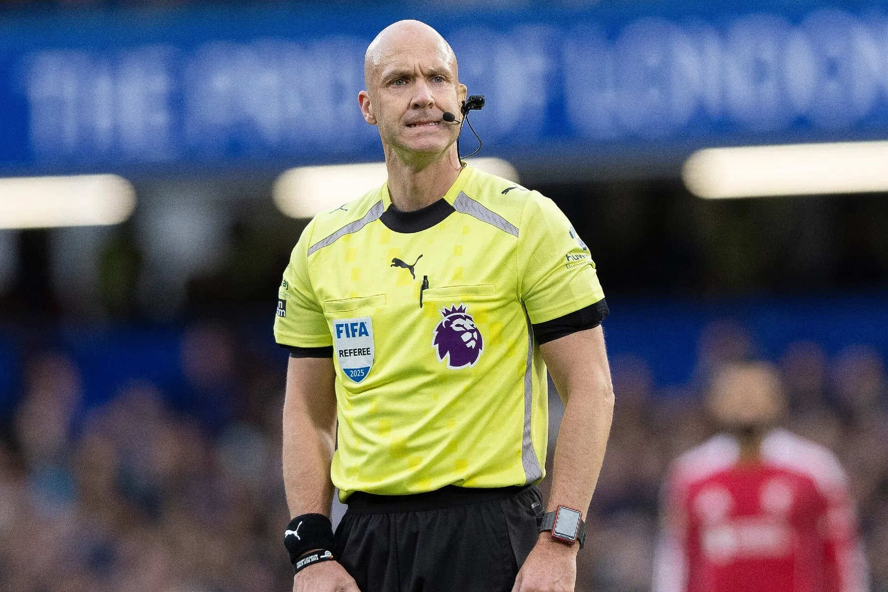 Engelse topscheidsrechter Taylor: 'Fans die mij belaagde beïnvloed door Mourinho'