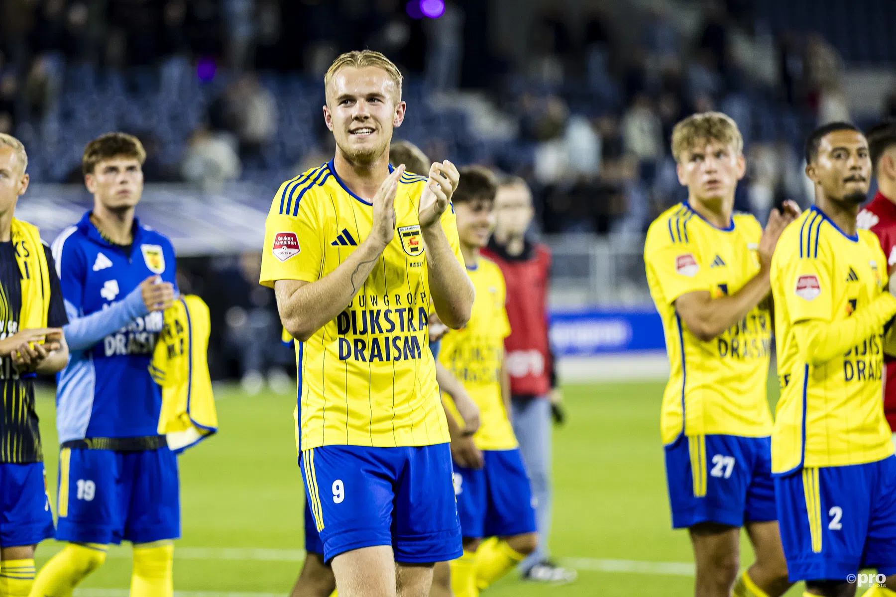 Gehandicapt zusje vormt inspiratiebron voor Cambuur-spits: 'Ze maakt me gelukkig'