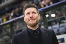 Thumbnail for article: Union in zoektocht naar nieuwe coach: “Clement en Van Bommel zijn ook nog vrij"