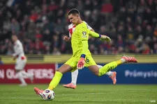 Thumbnail for article: Tsjechië zit met PSV-doelman Kovar na pijnlijk verlies vast op de Faeröer
