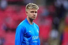 Thumbnail for article: Twente-speler dompelt Frankrijk in rouw: 'Waanzinnig gevoel, ik kreeg kippenvel'