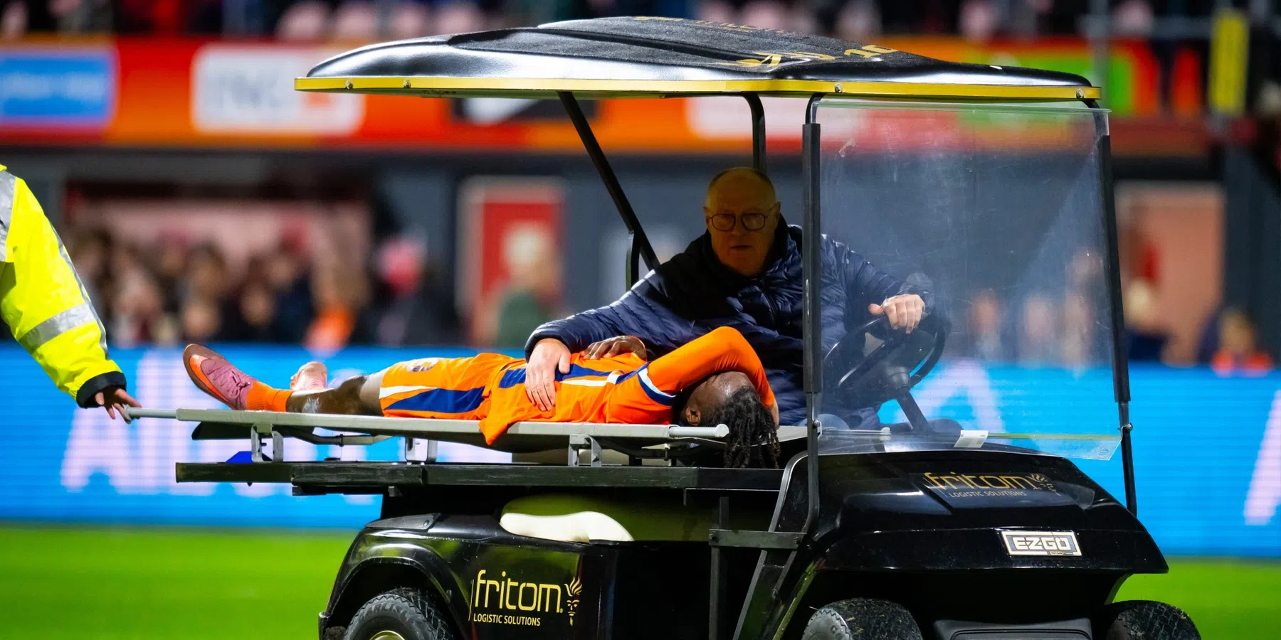 Vink hard voor Litouwse keeper die botste met Konadu