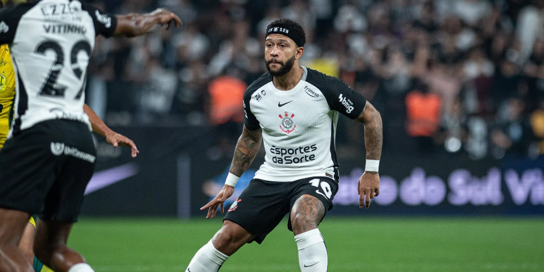 Memphis Depay valt in bij nederlaag Corinthians