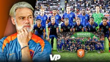 Thumbnail for article: Feyenoorder Read helpt Oranje O19 in kleedkamer aan EK-goud: 'Kippenvel, zó mooi'