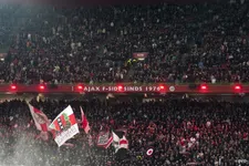 Thumbnail for article: Gemengde reacties op opvallende lichtshow Ajax voor topper tegen AZ