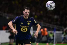 Thumbnail for article: Bizarre onthulling: 'Ik kon alleen naar United als ik die zaakwaarnemer zou nemen'