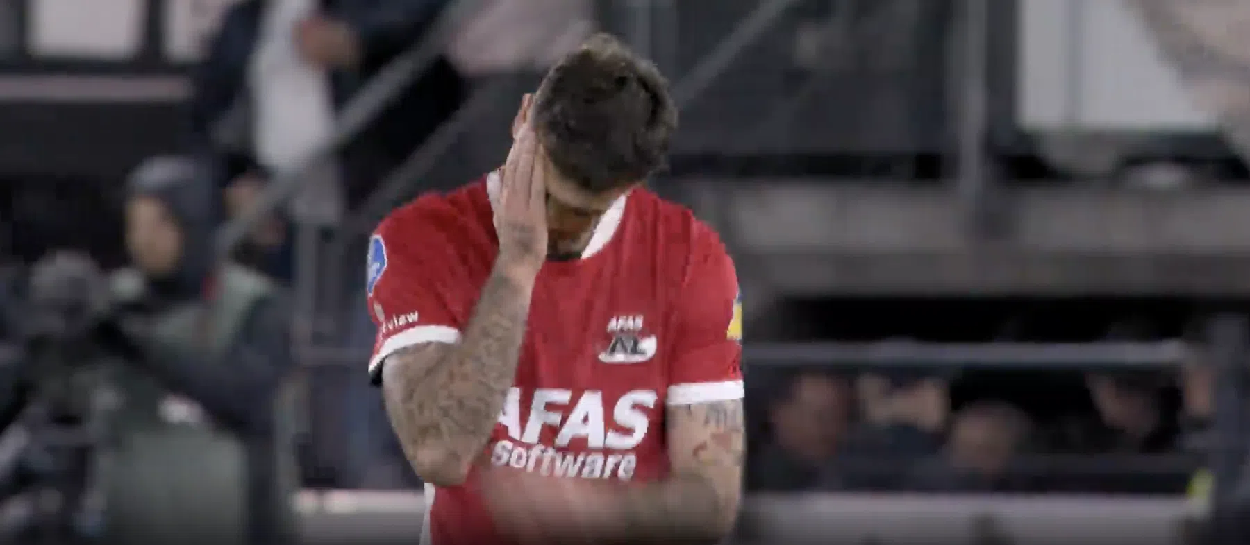 Vink is duidelijk over AZ'er na pingel: 'Hij moet gewoon geen penalty's nemen'