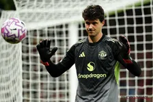 Thumbnail for article: Lammens voelt zich thuis bij Man United: “Als Bruno Fernandes naar je komt …”