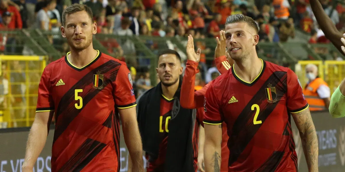 Buitenspel: ex-Ajacied Alderweireld duikt plots op in razend populair TV-programma