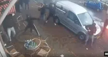 Thumbnail for article: Bizarre veldslag: PEC-hooligans vallen Heracles-fans aan, ook kinderen in café
