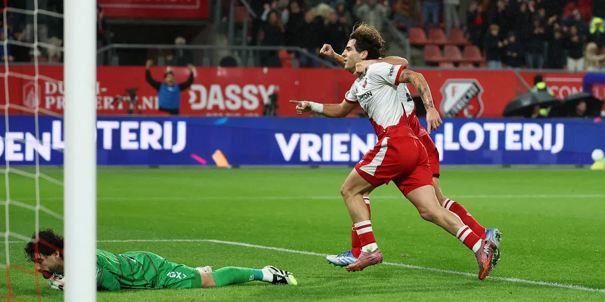 FC Utrecht verslaat NEC in wedstrijd van controversiële Gözübüyük-beslissingen