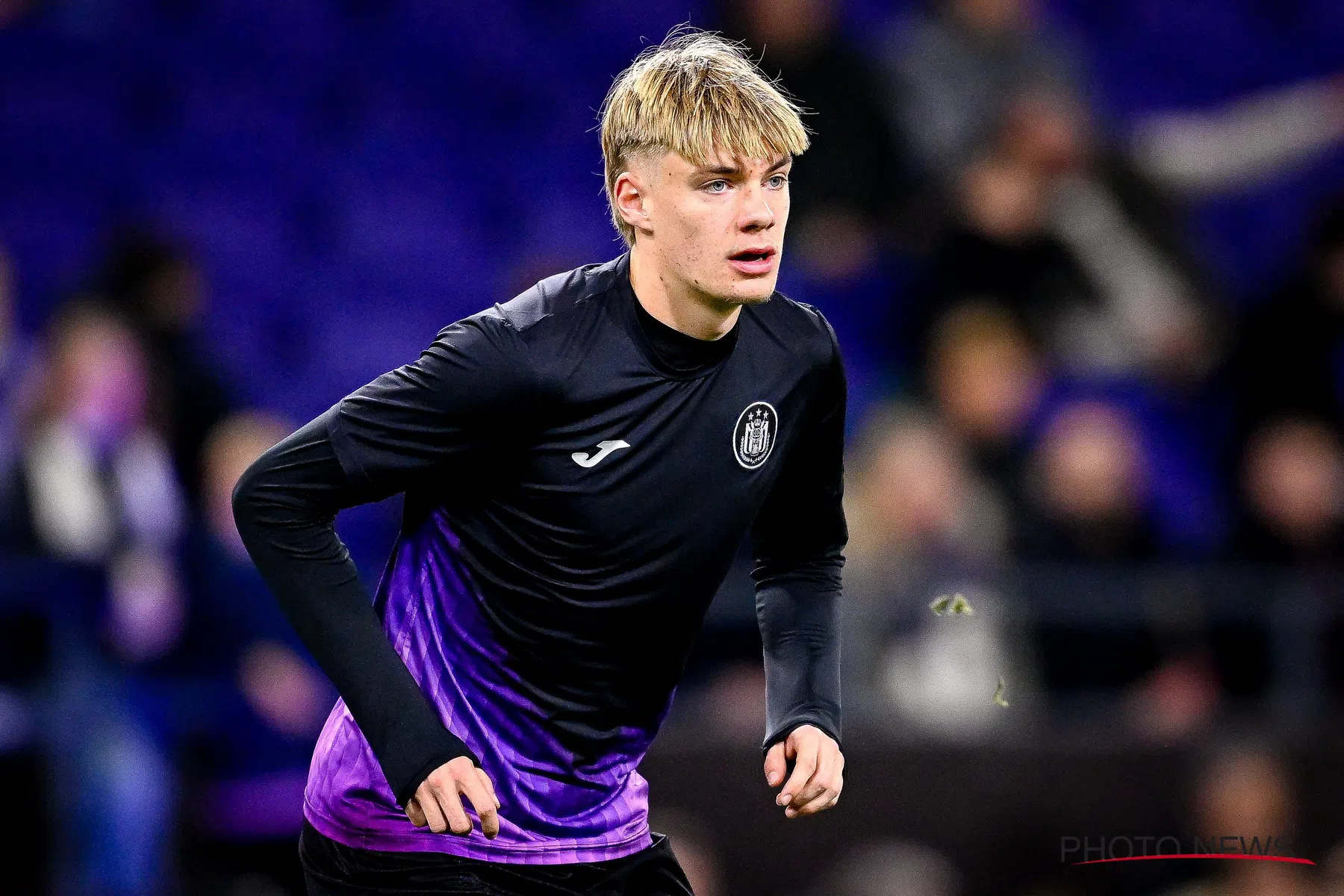 Bondscoach U17 over situatie Nathan De Cat: “Dat vind ik grote klasse”