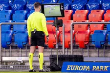 Thumbnail for article: Experiment op WK U17: FIFA voert Video Support in met blauwe en paarse kaarten